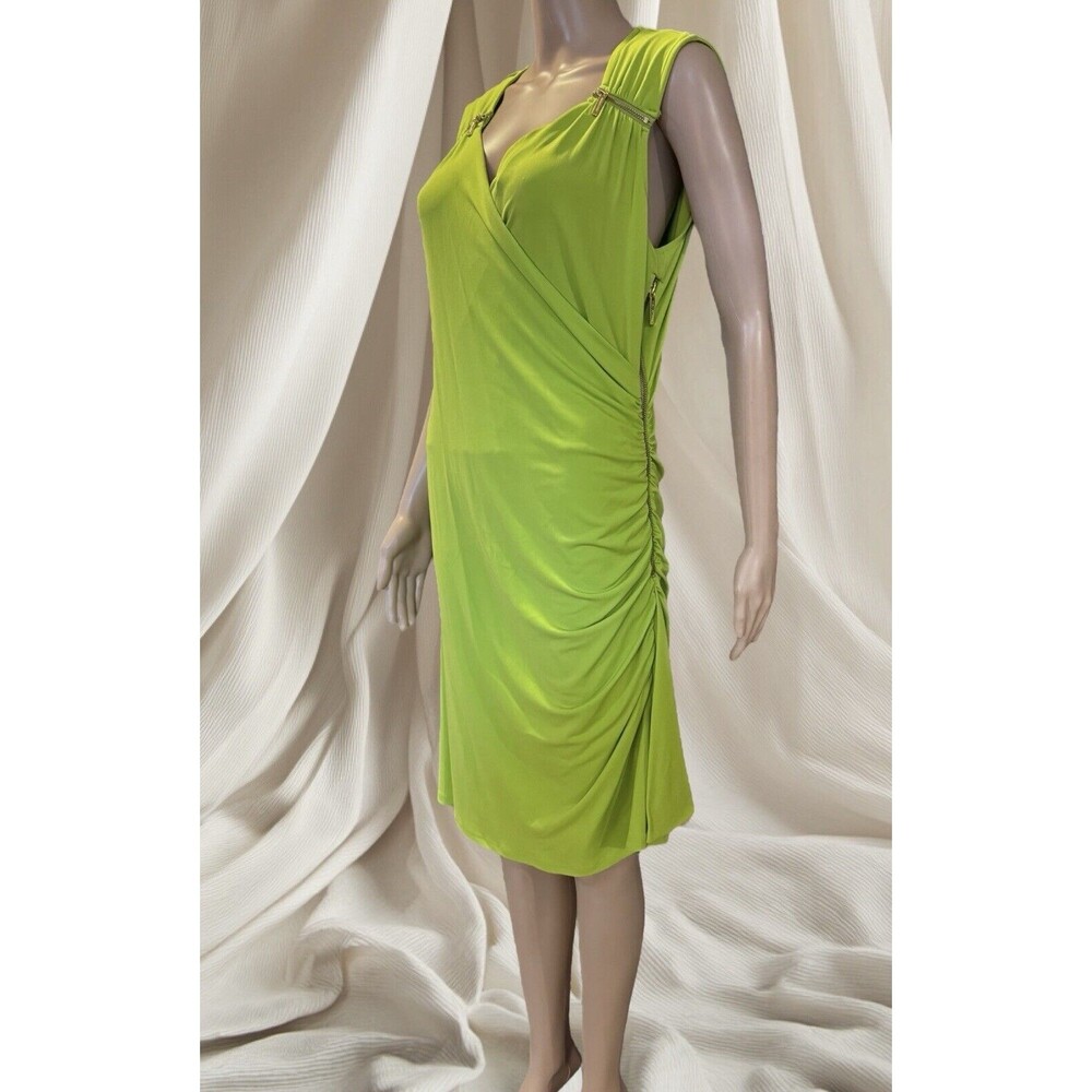 Michael Kors size 10 knee length knit zippers dress, lime,poly spandex New $120